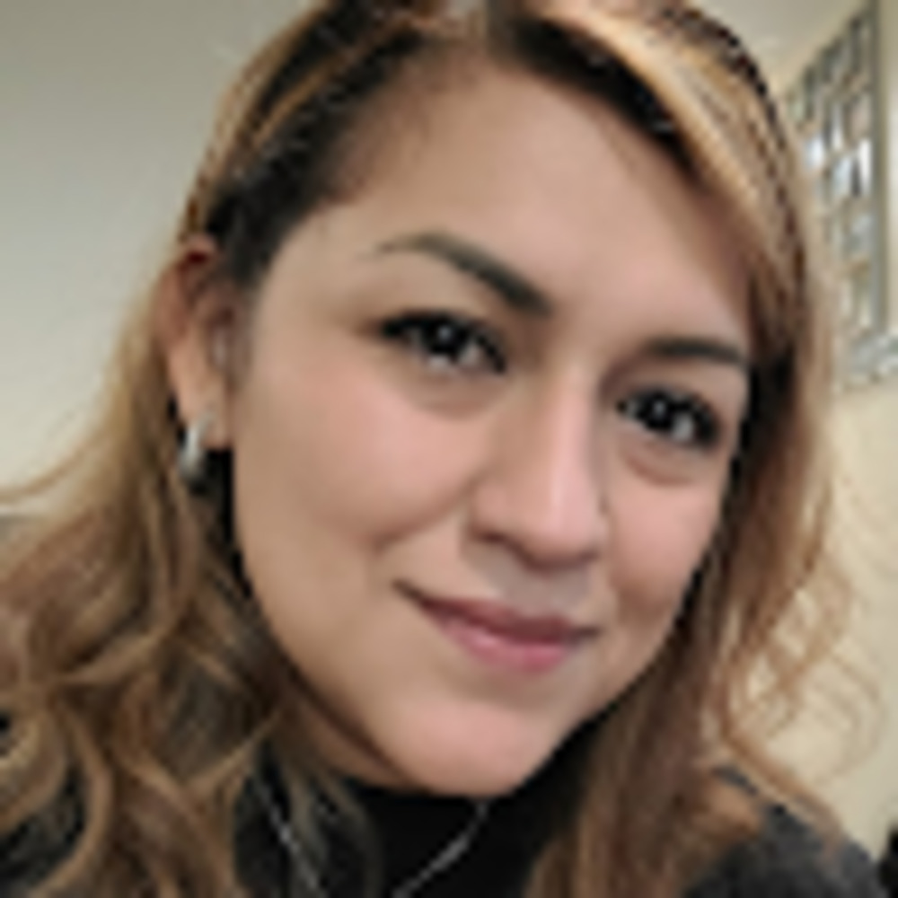 Meet your Posher, Mayra